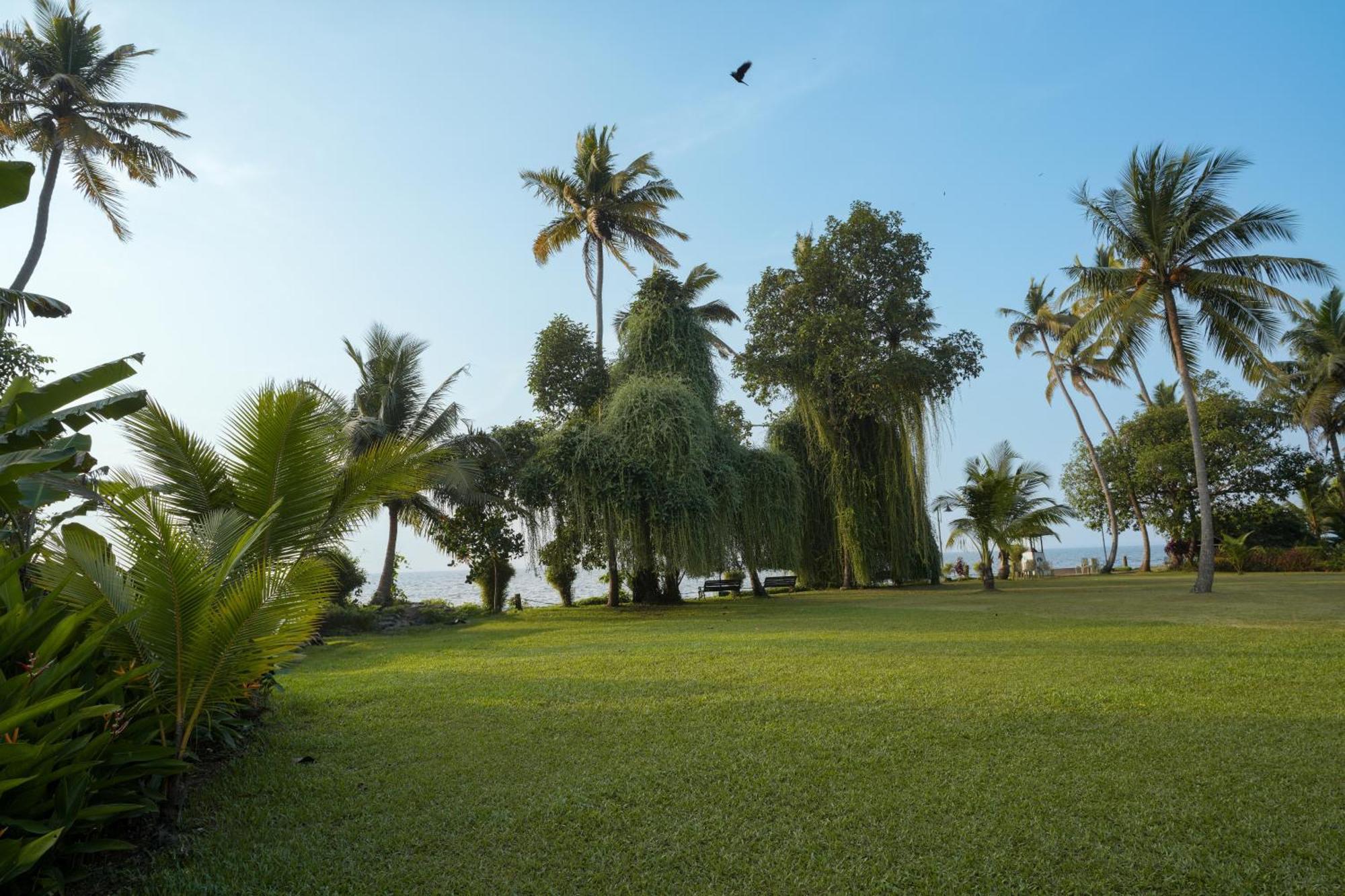 Lakesong Resort Kumarakom Eksteriør bilde