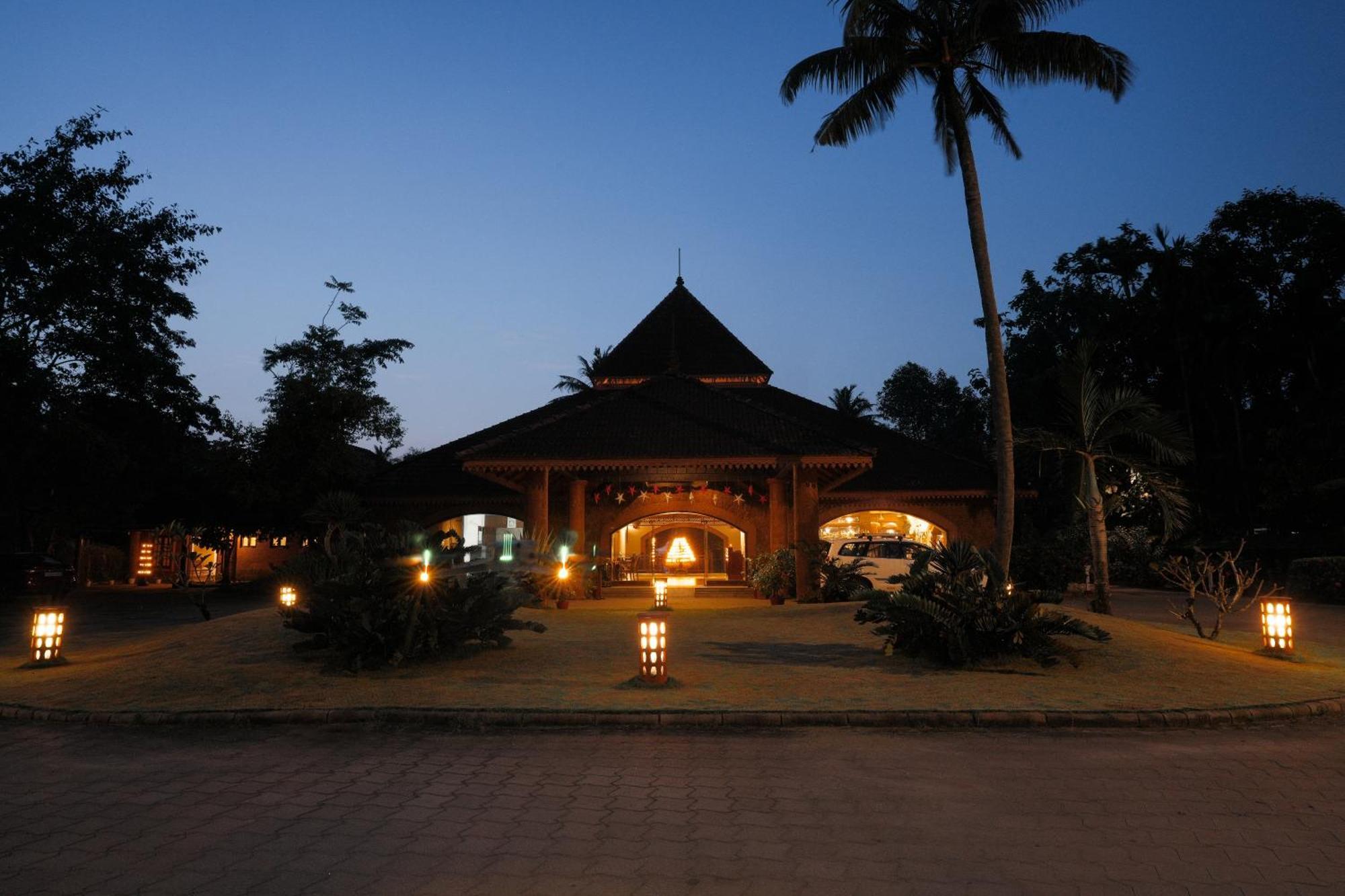 Lakesong Resort Kumarakom Eksteriør bilde