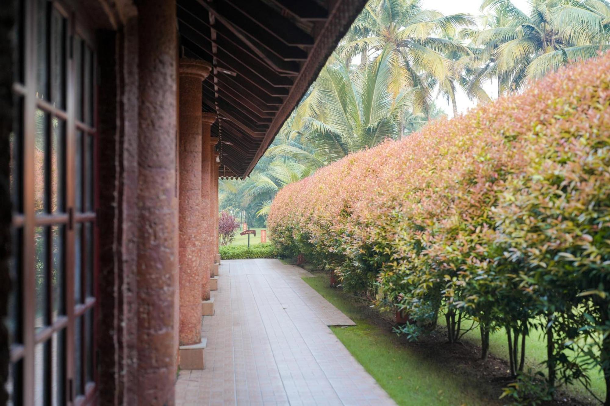 Lakesong Resort Kumarakom Eksteriør bilde