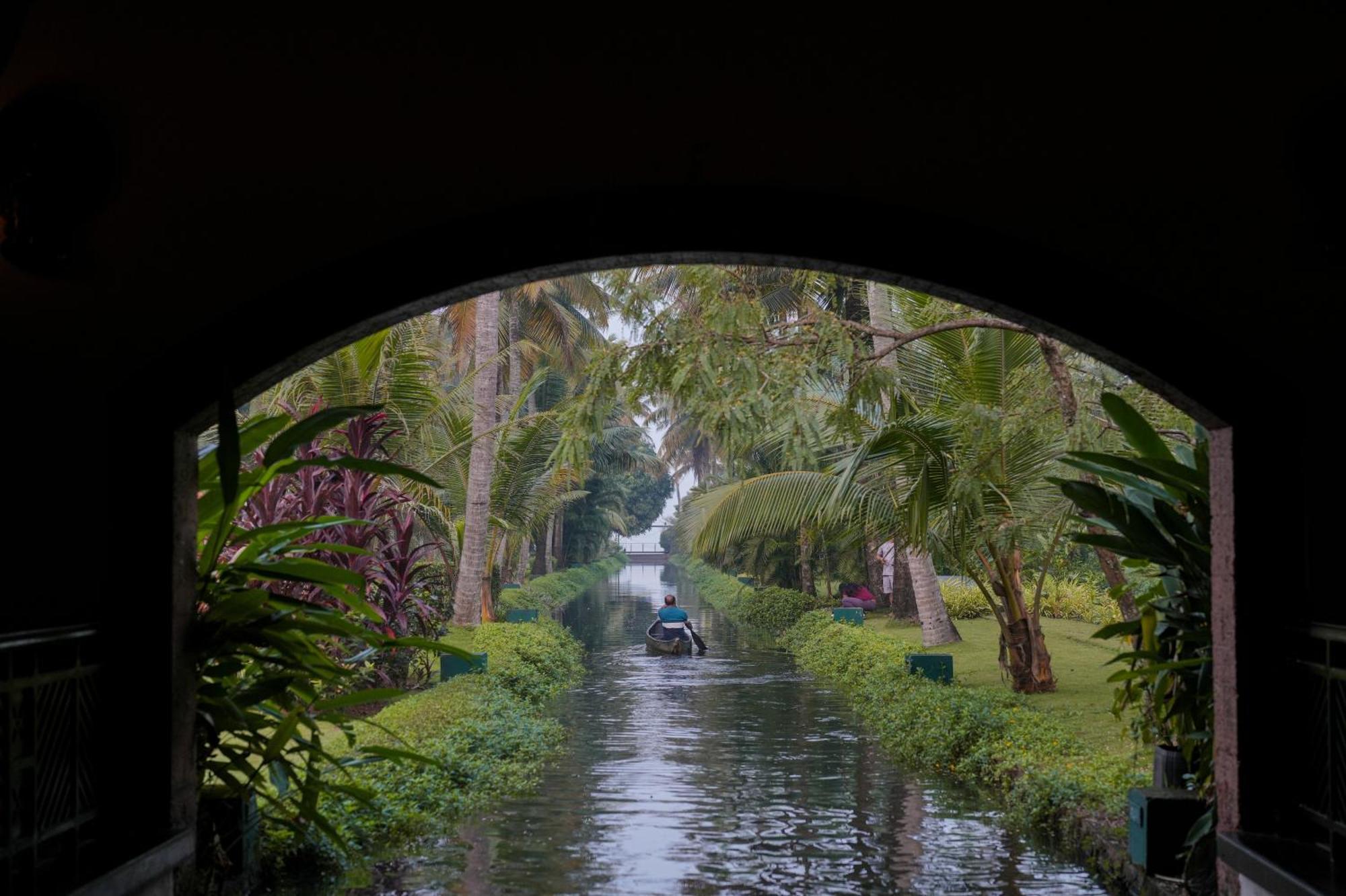 Lakesong Resort Kumarakom Eksteriør bilde