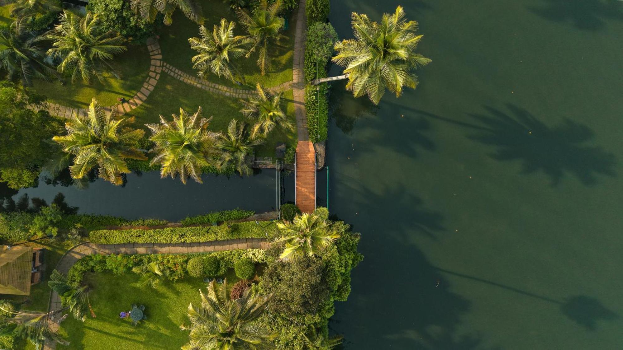 Lakesong Resort Kumarakom Eksteriør bilde