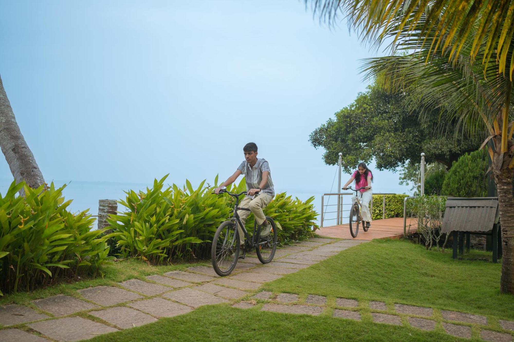 Lakesong Resort Kumarakom Eksteriør bilde